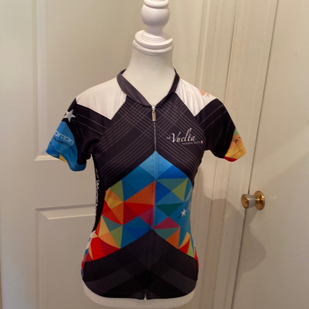 Biking jacket with pockets in the back.